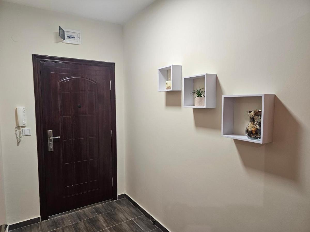 Studio Mirage Kazanlŭk Exterior foto